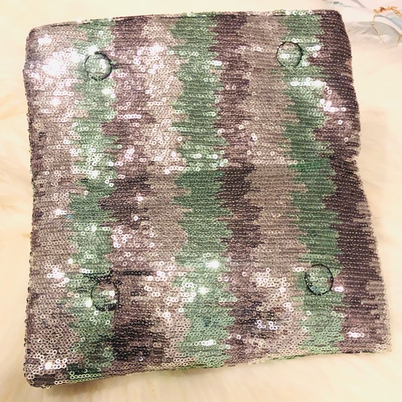 NWT BCBG Holiday Sequins Clutch - Picture 6 of 16